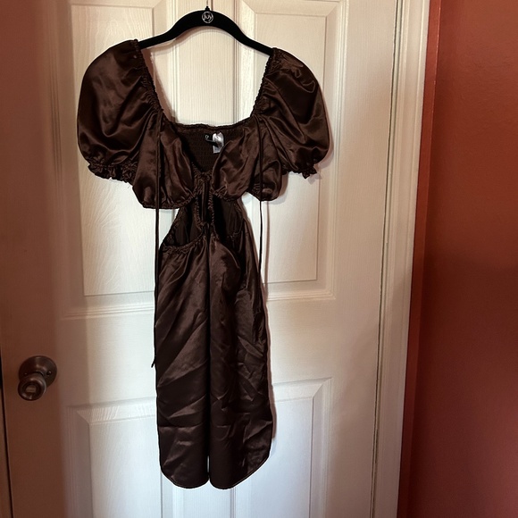 H&M DIVIDED SMALL NWOT SOLD OUT DRESS SIZE S PRETTY STRAPPY BROWN PARTY - Picture 3 of 11